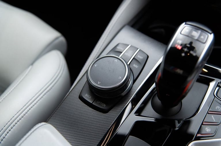 2018 BMW M5 4.4 V8 Saloon 4dr Petrol Steptronic xDrive Euro 6 (s/s) (600 ps) Saloon Petrol Automatic