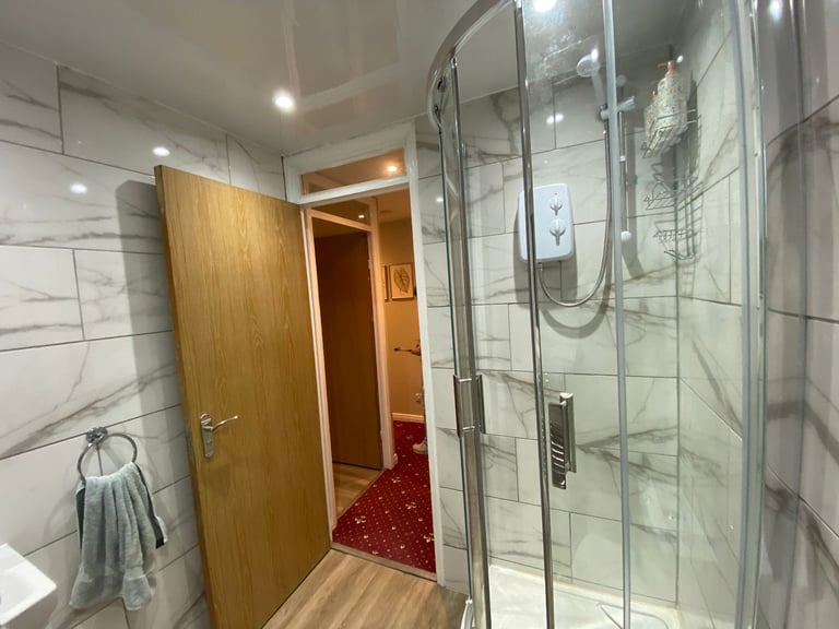 2 Bedroom Flat For Rent Immediately In Morningside