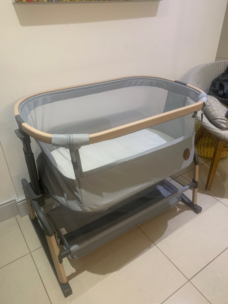 Maxi-Cosi Next to Me Crib Brand New Ex Demo