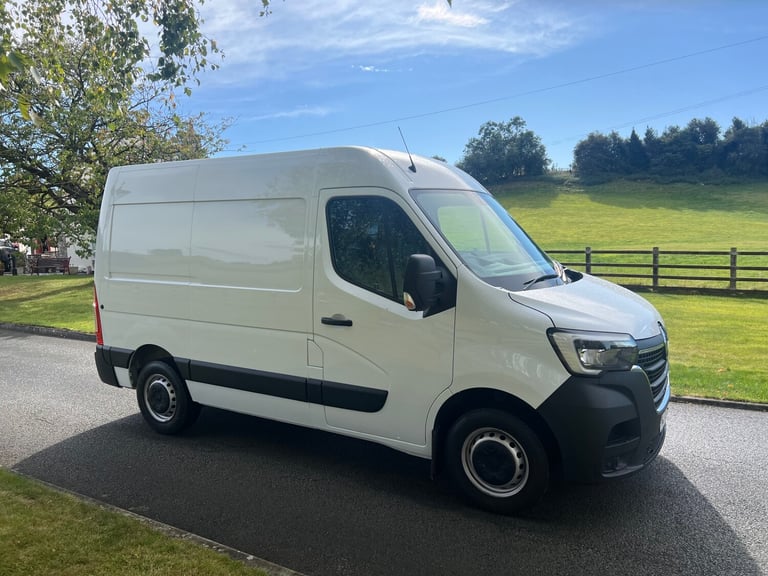 RENAULT MASTER SM35 2.3 BLUE DCI 135PS START L1H2 SWB VAN 73 REG 38,200 MILES
