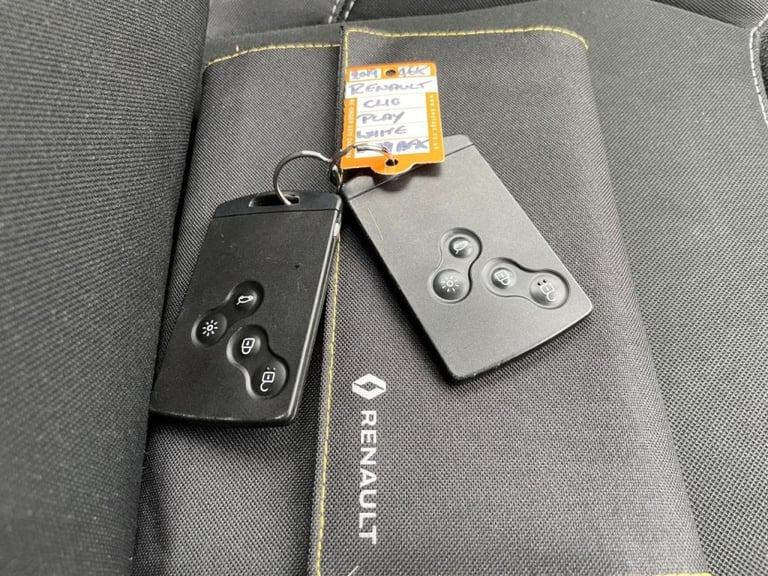  Renault Clio PLAY Petrol