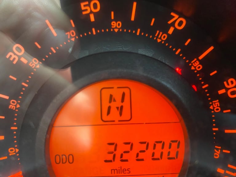 PEUGEOT 108 1.0 VTi Active 2014