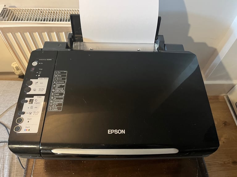 Epson Stylus SX 200 all in one printer scanner  used but in good  condition 