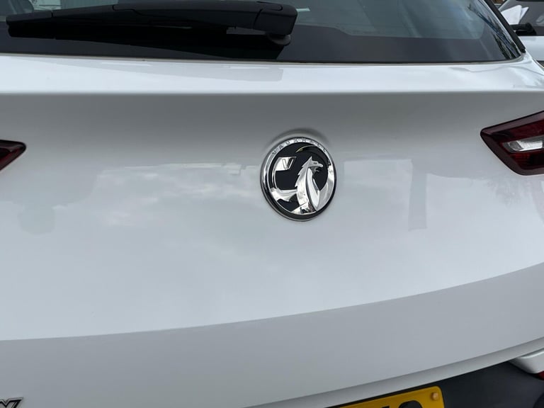2020 Vauxhall Grandland X 1.5 Turbo D BlueInjection Elite Nav Euro 6 (s/s) 5dr HATCHBACK Diesel M...
