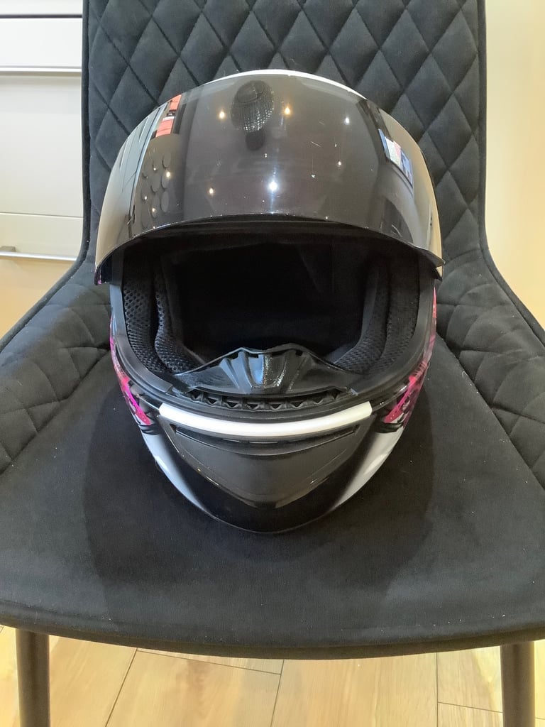 Motor cycle helmet
