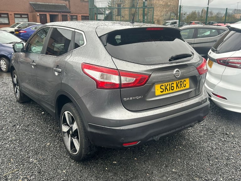 2016 Nissan Qashqai 1.2 DiG-T N-Connecta 5dr HATCHBACK Petrol Manual