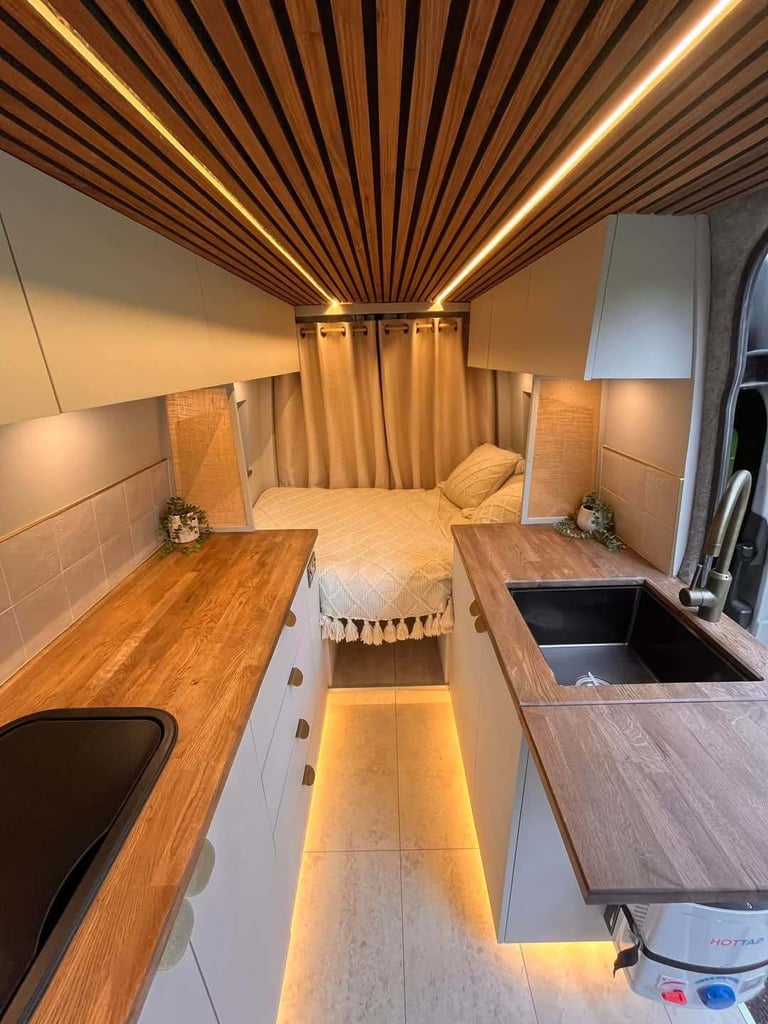 Mercedes-Benz, SPRINTER, Panel Van, 2017, Manual, 2143 (cc)