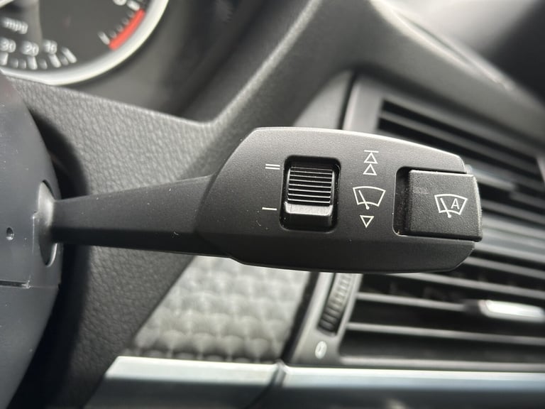 2011 BMW X6 3.0 xDrive40d Diesel Auto 4 Door Coupe White