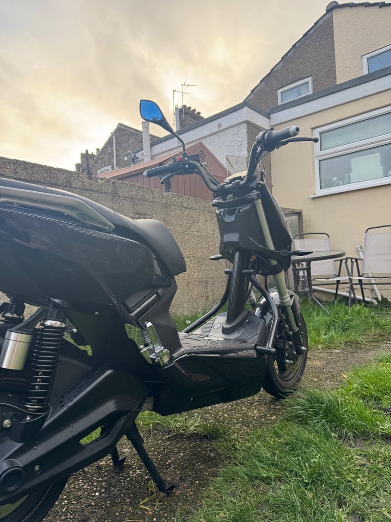 2024 Yadea Electric Moped