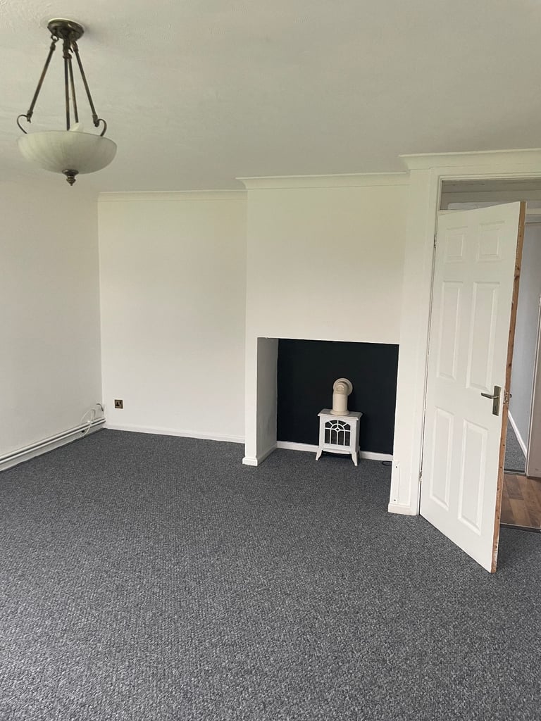Very large 3 bed flat