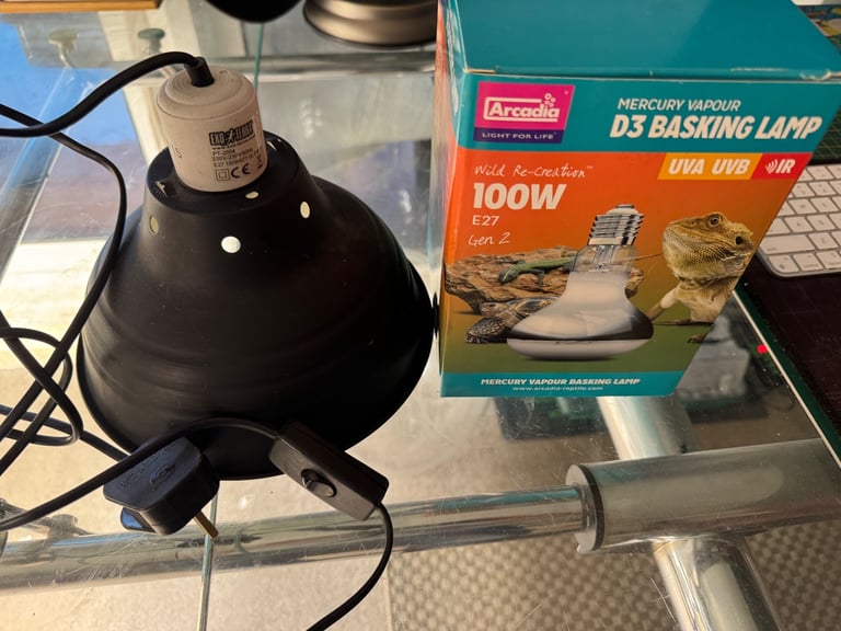 Basking Lamp with Exo Terra holder Vivarium heat lamp