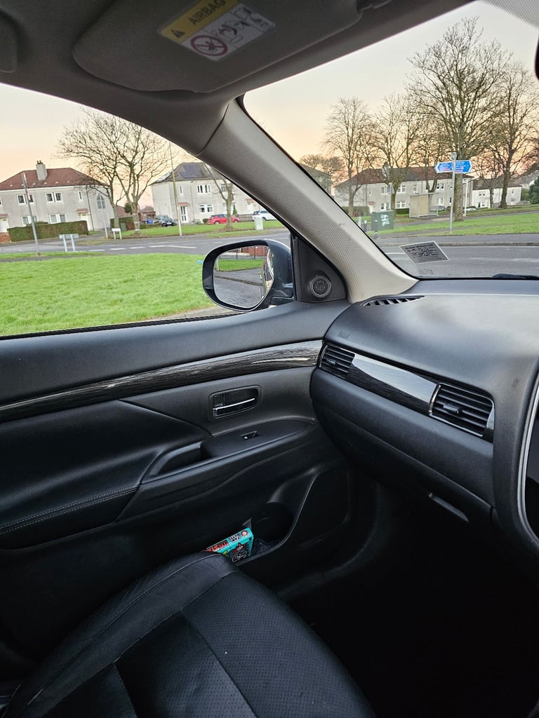 Mitsubishi, OUTLANDER, Estate, 2016, Other, 2268 (cc), 5 doors