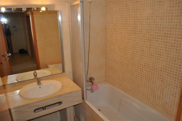 ALGARVE APARTMENT TO RENT WITH POOL CLOSE TO BEACH FOR HOLIDAYS IN PORTUGAL LONG-TERM WINTER LETS