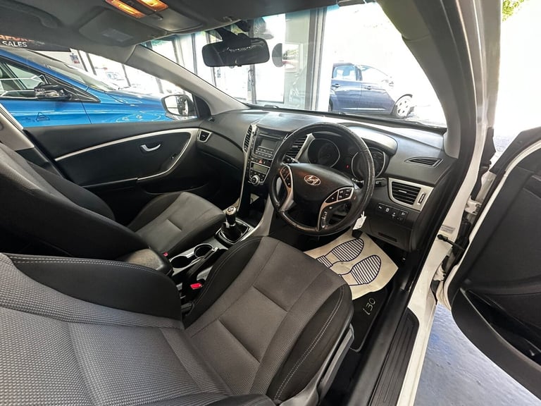 HYUNDAI I30 1.6 CRDi Blue Drive Style 2013