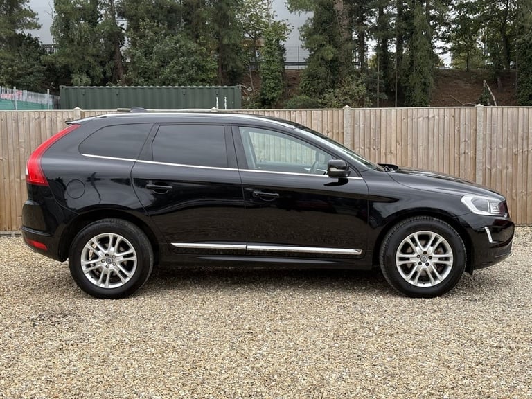 2015 Volvo XC60 2.4 D5 SE Lux Nav SUV 5dr Diesel Auto AWD Euro 6 (s/s) (220 ps) ESTATE Diesel Aut...
