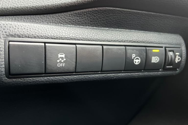 2021 Toyota Corolla 2.0 VVT-i Hybrid GR Sport 5dr CVT ESTATE PETROL/ELECTRIC Automatic