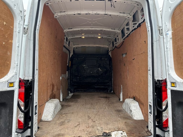 FORD TRANSIT 2.0 Transit Leader Van 350 L3 2.0L EcoBlue 130PS RWD 6 Speed