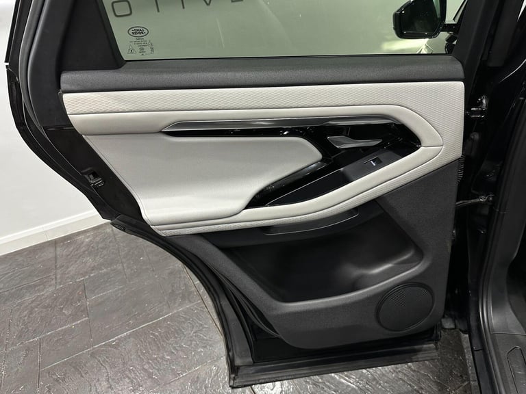 2020 Land Rover Range Rover Evoque 2.0 D150 R-Dynamic S FWD Euro 6 (s/s) 5dr ESTATE Diesel Manual