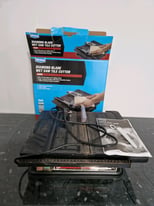 Electric tile cutter 