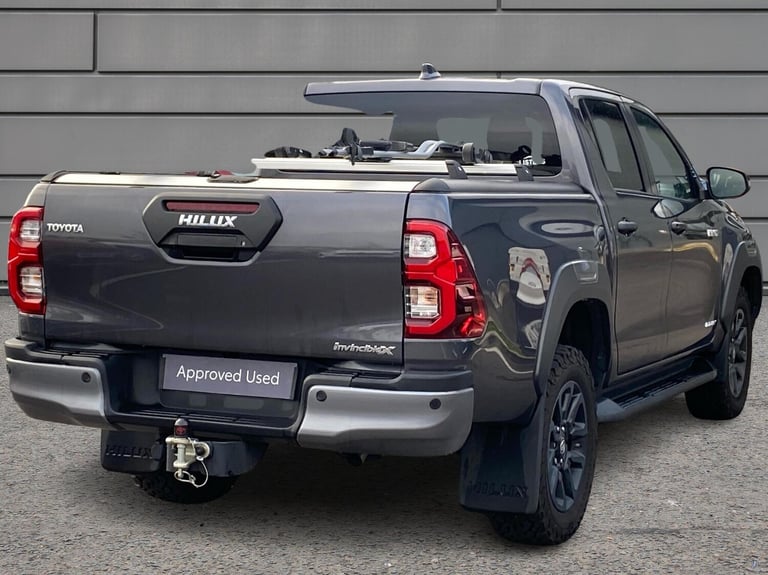 2025 Toyota Hilux Invincible X D/Cab Pick Up 2.8 Hybrid 48V Auto Double Cab Pick-up Diesel Automatic