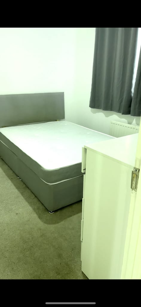 3 Bedroom House to Rent £2700 Parking/Garage/Garden