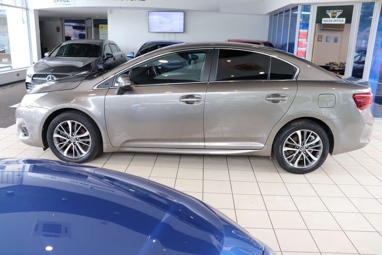 2017 Toyota Avensis 2.0 Avensis Business Edition+ D-4D 4dr Saloon Diesel Manual