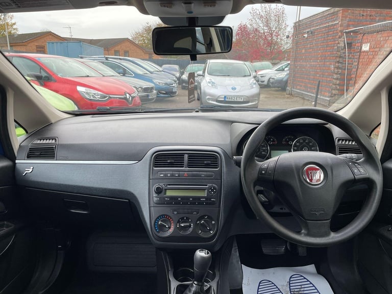 2009 Fiat Grande Punto 1.4 Active Auto Euro 4 3dr HATCHBACK Petrol Automatic
