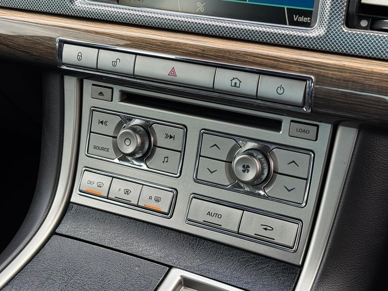 2010 Jaguar XF 5.0 V8 XFR Auto Euro 5 4dr SALOON Petrol Automatic