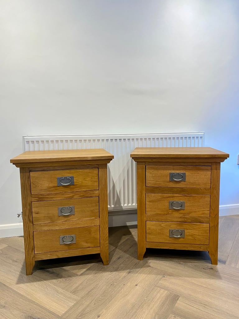 image for Pair of Oak Bedside Tables 