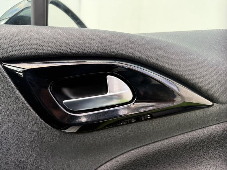 2015 DS Automobiles DS 3 1.2 PureTech DStyle Euro 6 (s/s) 3dr HATCHBACK Petrol Manual