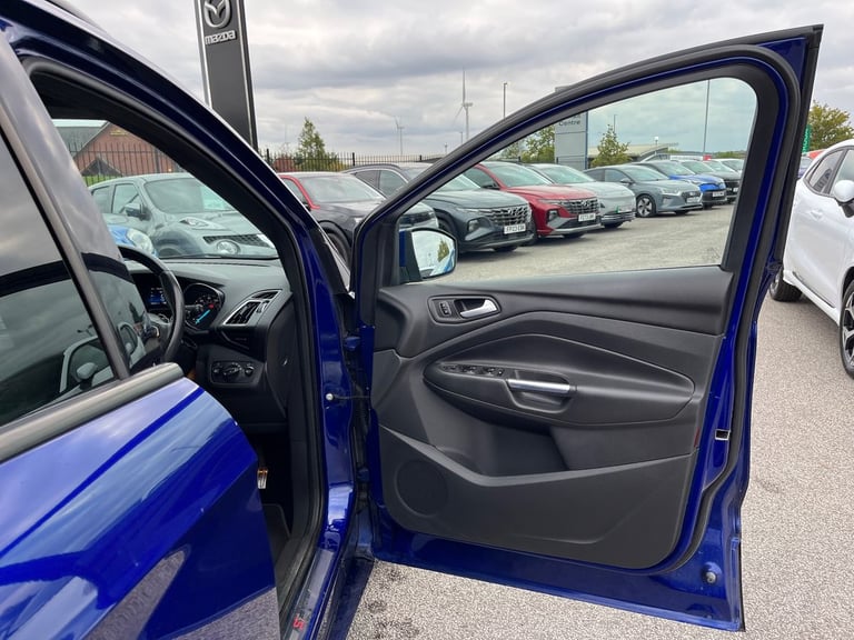 2018 Ford Kuga 2.0 TDCi 180 ST-Line 5dr Auto 4X4 DIESEL Automatic