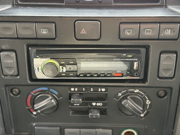 2010 Land Rover Defender Hard Top TDCi PANEL VAN DIESEL Manual