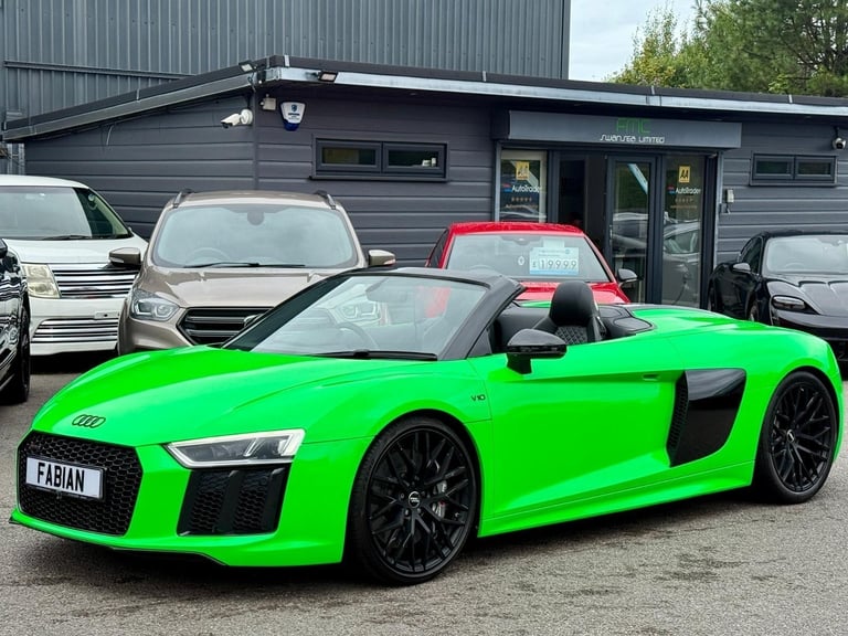 2017 Audi R8 5.2 FSI V10 Spyder S Tronic Quattro **£22,000 of Spec - Ceramics**