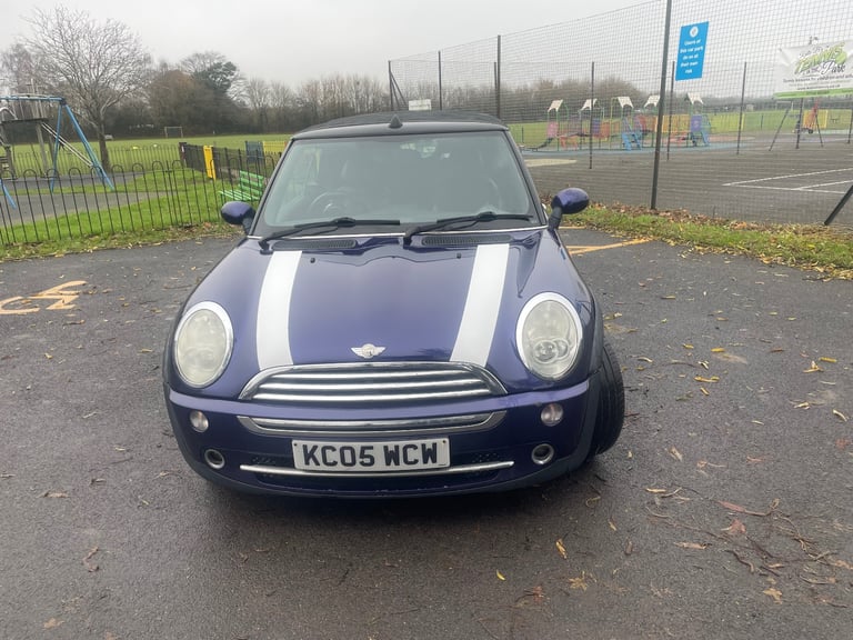 Mini, CONVERTIBLE, Convertible, 2005, Manual, 1598 (cc),2 doors - Image 2