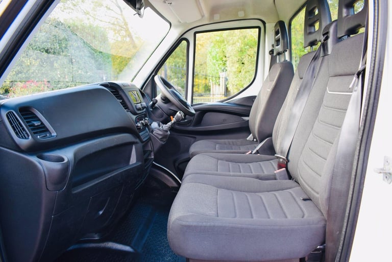 2023 Iveco Daily Tipper 14V 35C 3000 MWB Euro 6 4dr (DRW) CHASSIS CAB Diesel Manual