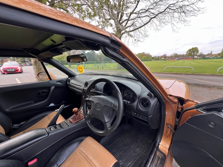 Mazda, MX-5, Convertible, 1998, Manual, 1839 (cc), 2 doors