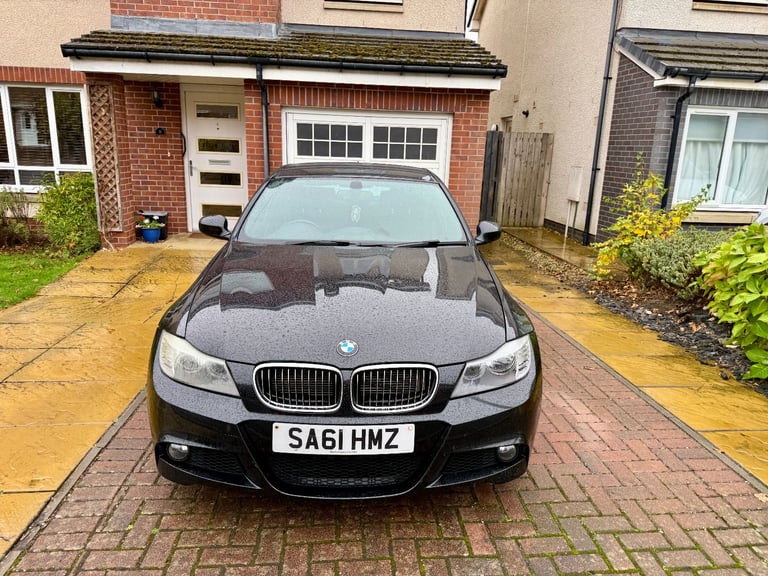 BMW, 3 SERIES, Saloon, 2011, Manual, 1995 (cc), 4 doors