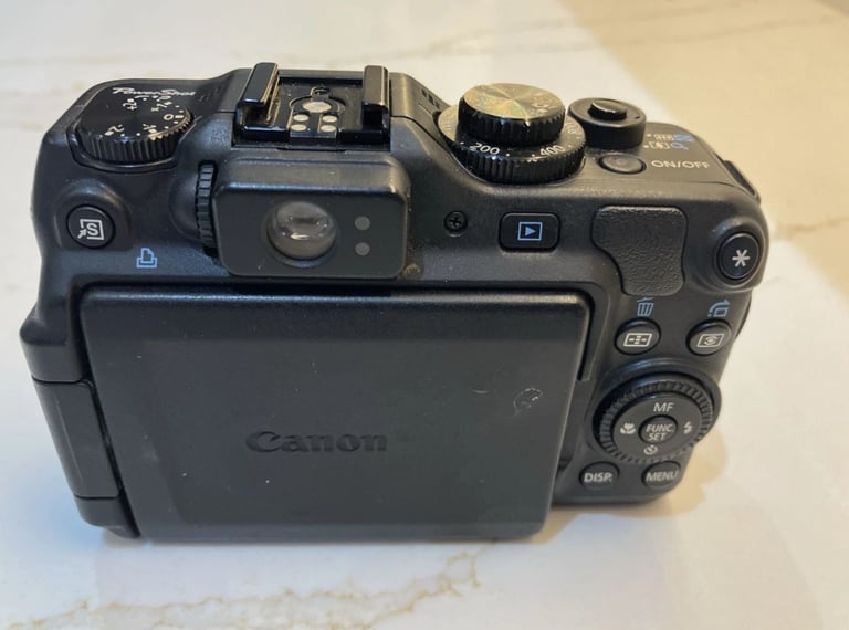 Canon PowerShot G12 Digital Camera