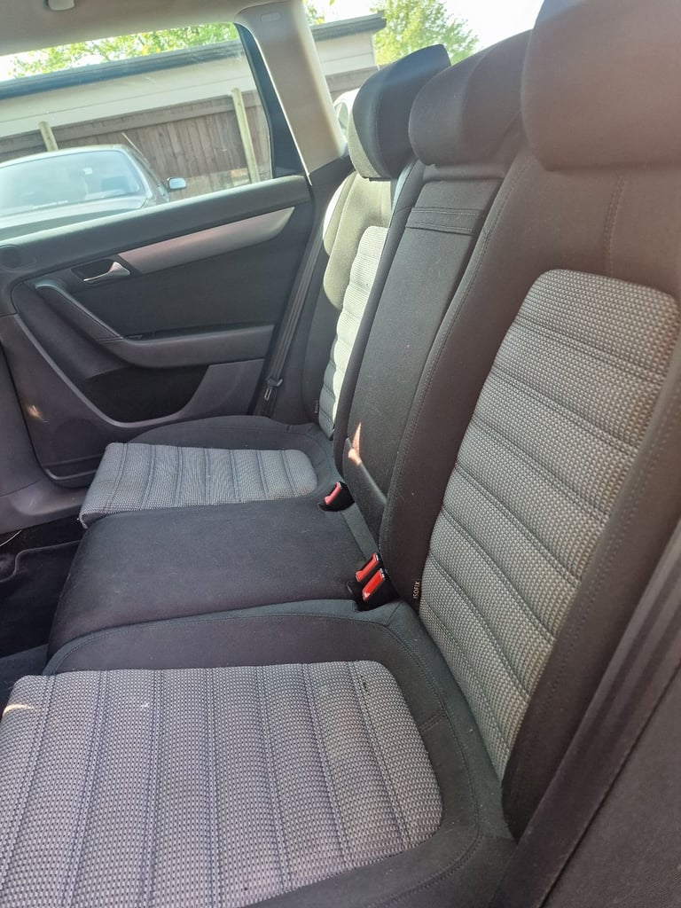 Volkswagen, PASSAT, Estate, 2011, Manual, 1968 (cc), 5 doors