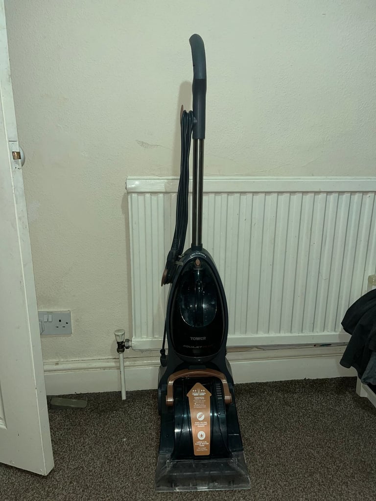 image for TOWER AQUAJET PLUS carpet washer