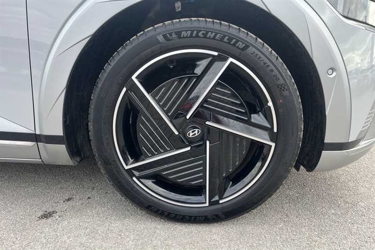 2025 Hyundai IONIQ 5 168kW Ultimate 84 kWh 5dr Auto ESTATE ELECTRIC Automatic