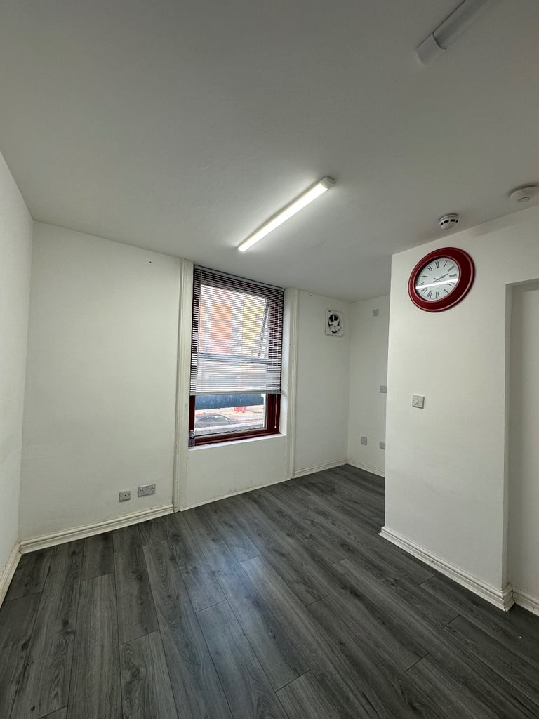 🏢 PRIME OFFICE SPACE TO LET – WHITECHAPEL ROAD E1 (FIRST FLOOR FRONT) 🌟