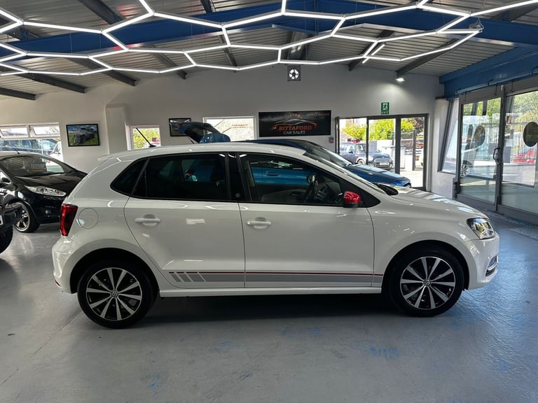 VOLKSWAGEN POLO 1.2 TSI beats 2017