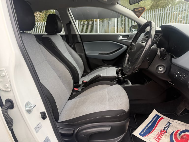 2015 HYUNDAI I20 SE CRDI HATCHBACK WHITE DIESEL