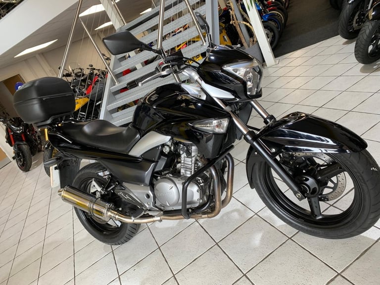 Suzuki GW Inazuma 250  2014