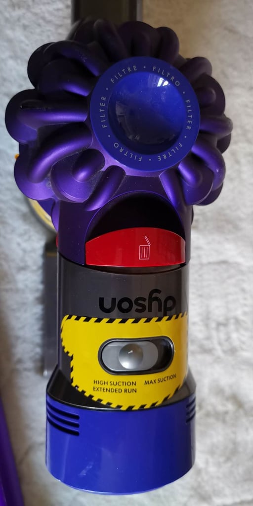 image for Dyson cordless vaccum cleaner for sale