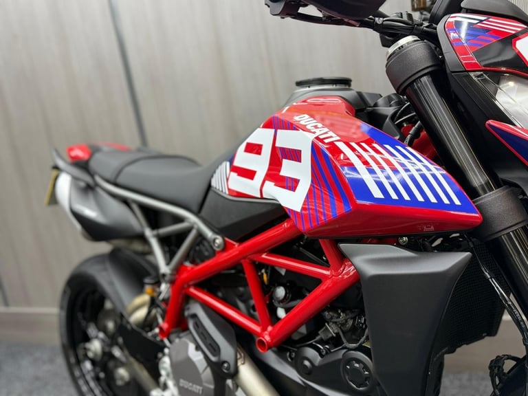2021 21 DUCATI HYPERMOTARD 950 - Marc Marquez 93 Race Decals +++++