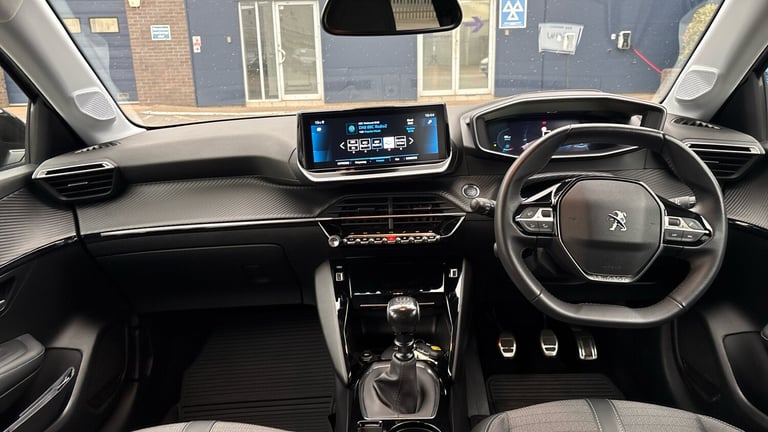 2022 Peugeot 208 1.2 PureTech 100 Allure Premium + 5dr Petrol Hatchback Hatchback Petrol Manual