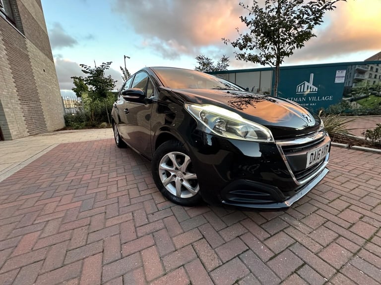 2016 Peugeot 208 1.2 PureTech Active Euro 6 5dr HATCHBACK Petrol Manual