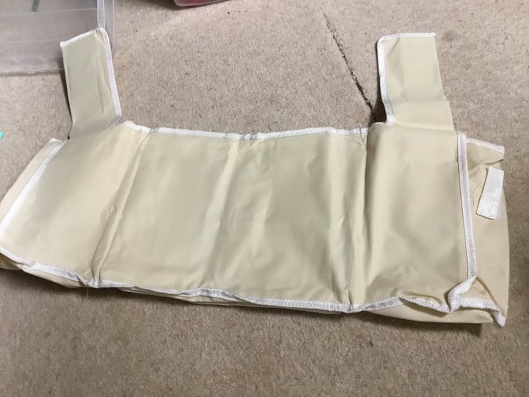 image for 1x Cream Hanging  Bed Canvas  Storage & 1x Hanging Velcro Pocket Storage  - New